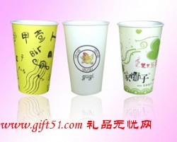 喝果汁紙杯